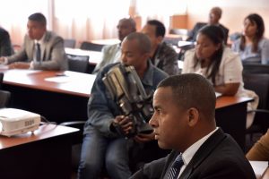 Renforcer les capacités de la CENI et du MCRI en matière de régulation des médias Madagascar